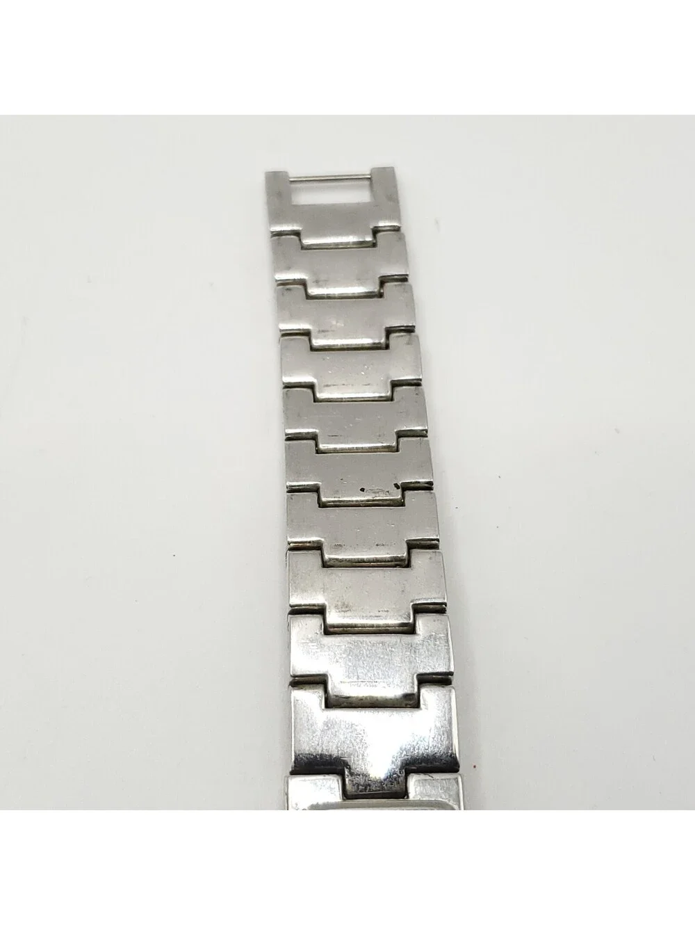Daisy Fuentes Rhinestone Quartz 18mm Womens Rectangle Watch New Battery 6.5